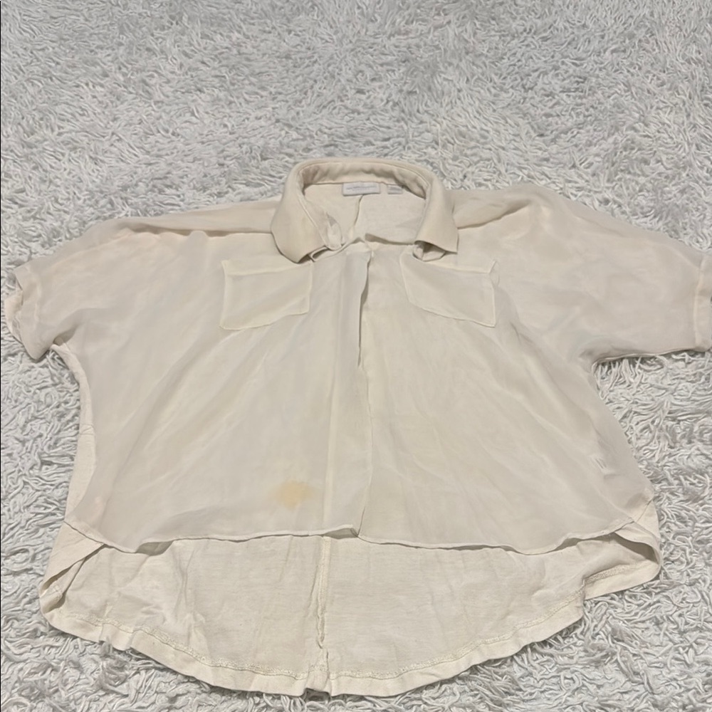 New York & Co Cream Short Sleeve Shirt